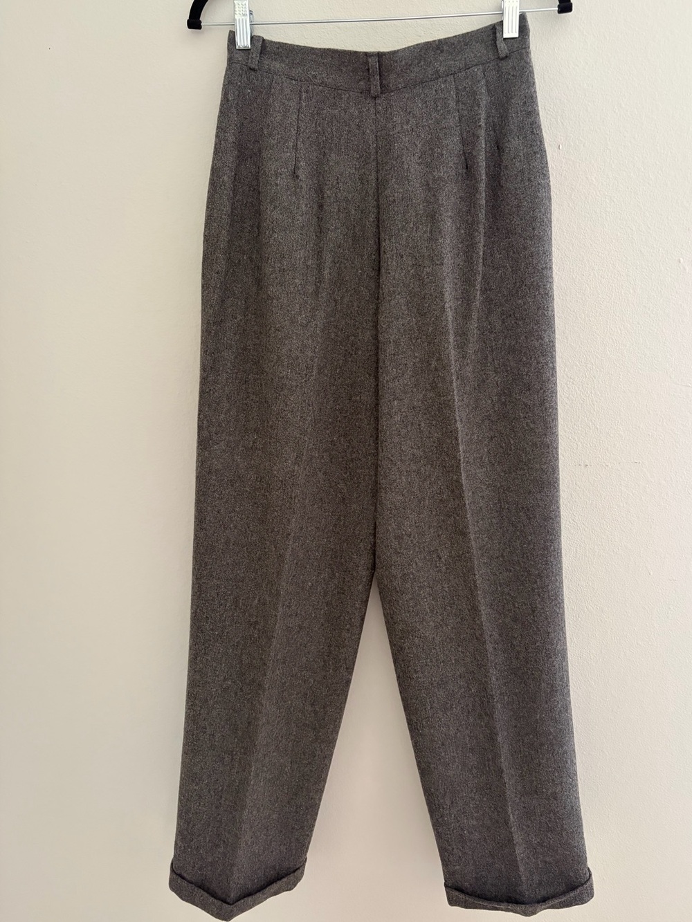 Vintage Limited Women's Size 8 Gray High Rise Wool Pleated Pants Cuffs USA - Picture 8 of 12